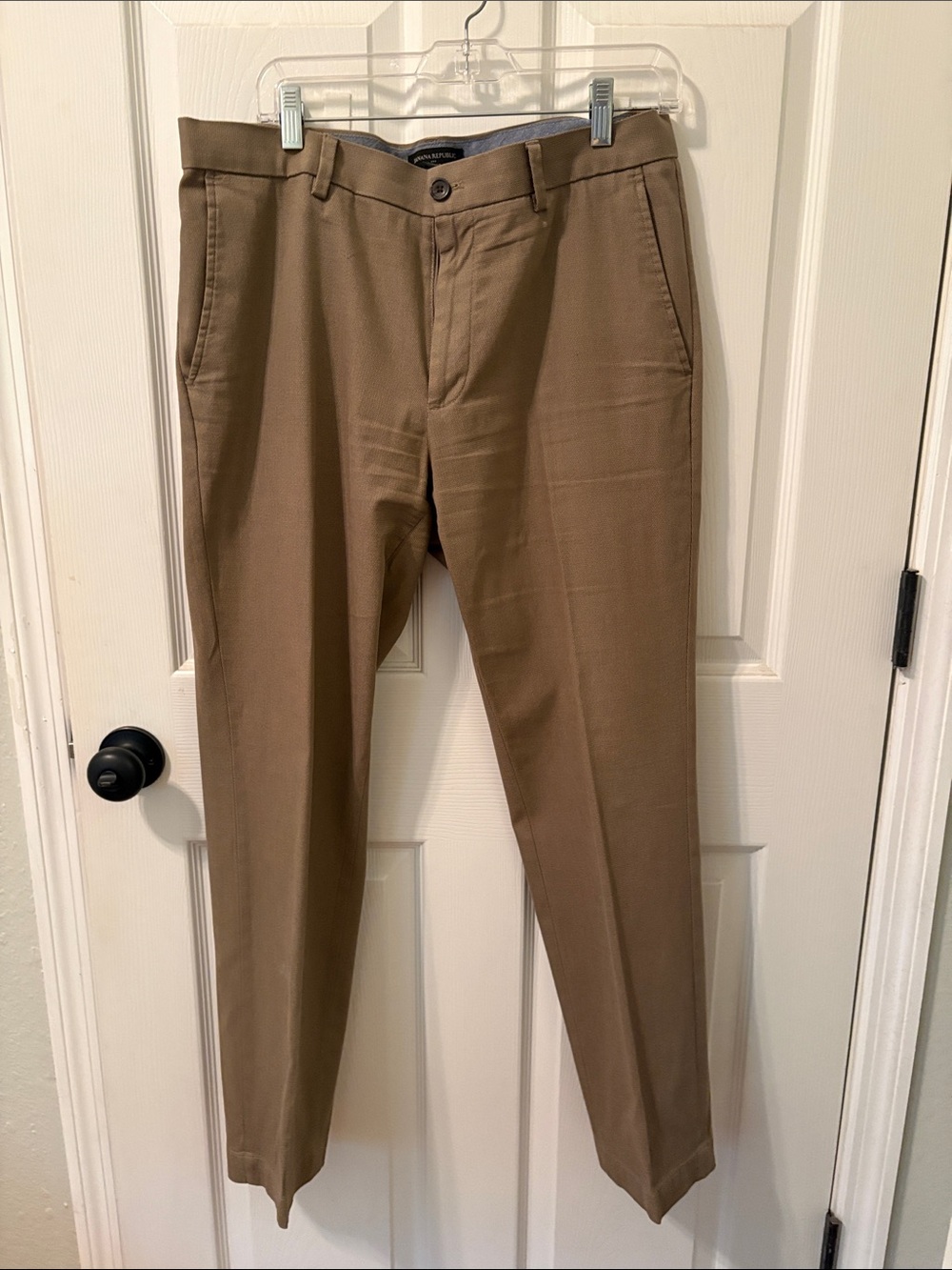 Banana Republic men’s dress pants